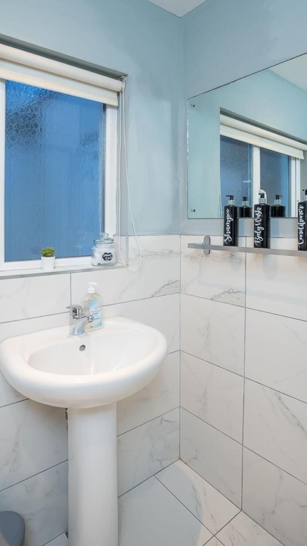 1 Bdr Apartment At Queens Uni By Belfast City Breaks Eksteriør bilde
